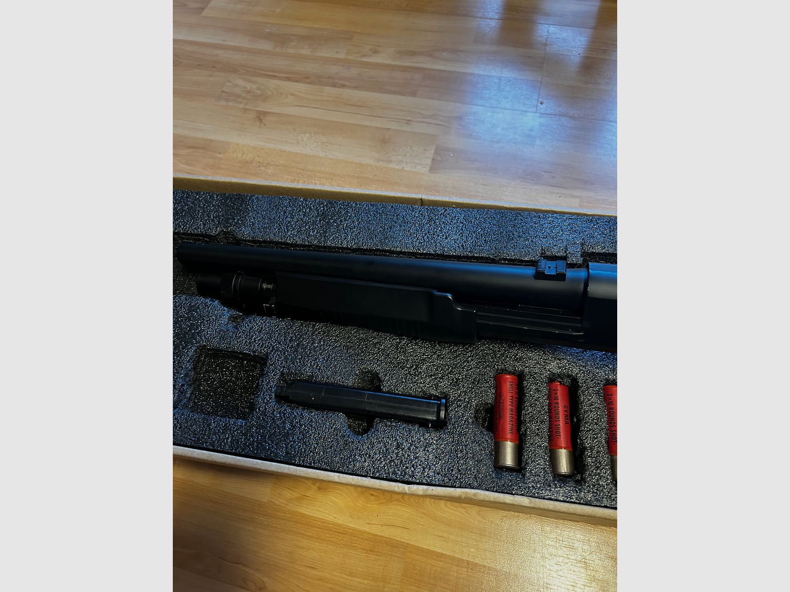 CM.363 Airsoft Shotgun – used, good condition