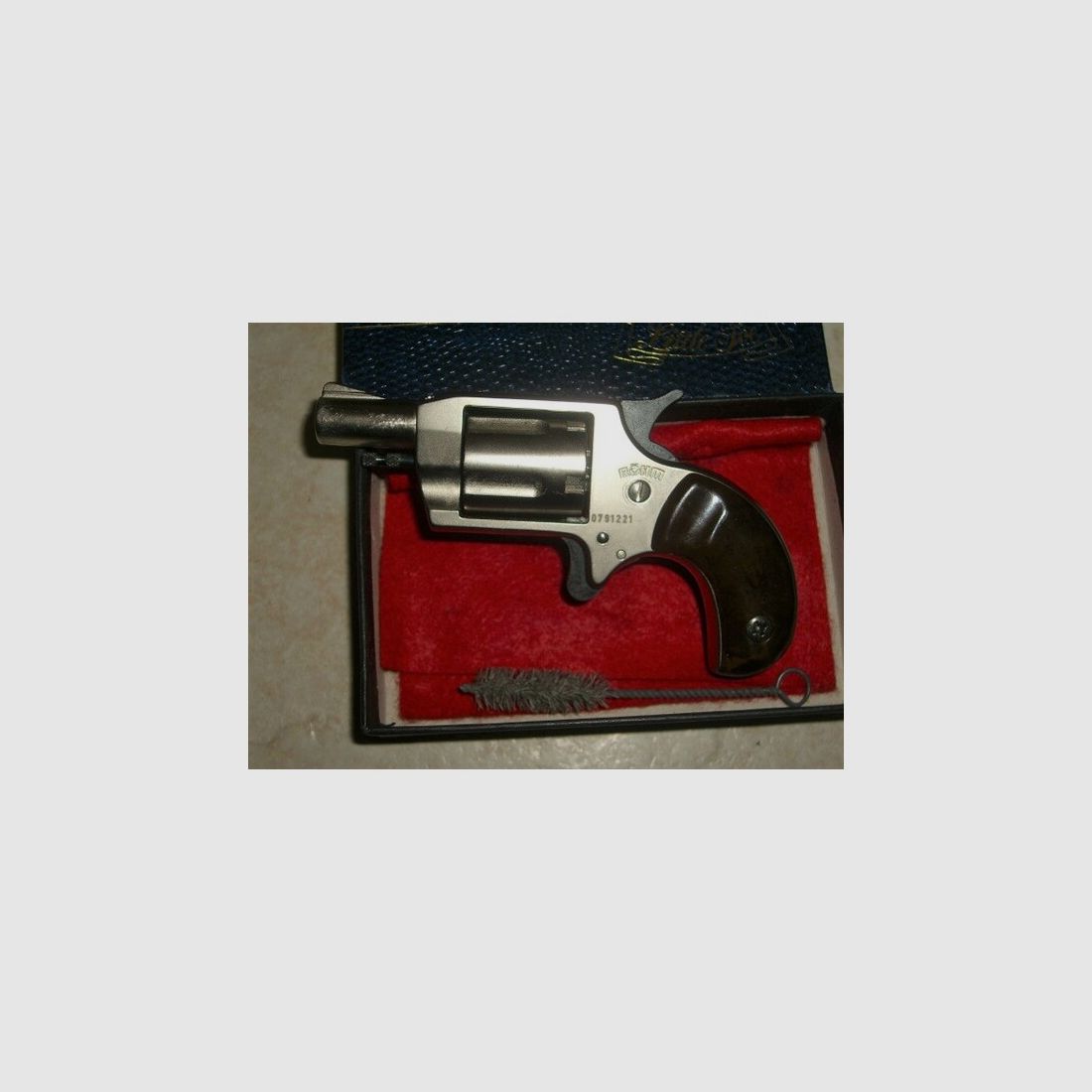 originaler schöner Röhm Derringer - Little Joe  - braune Griffschalen mit orig.Karton !