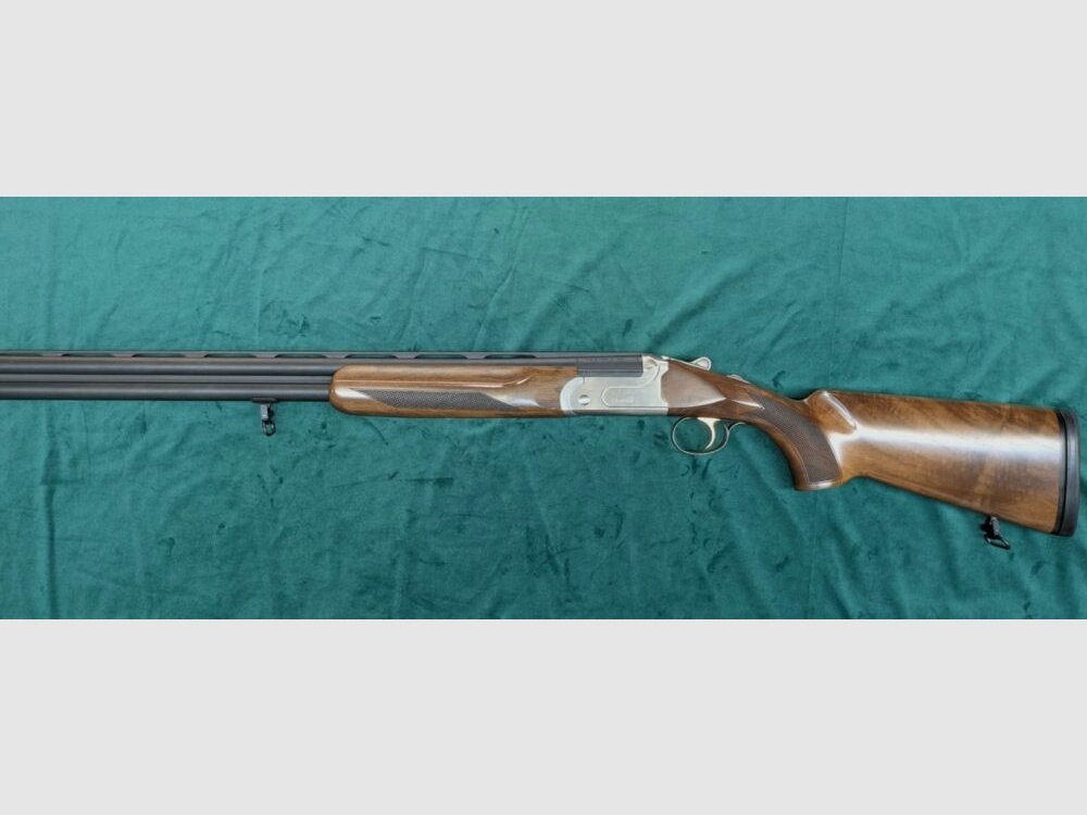 Akkar Churchill 206E