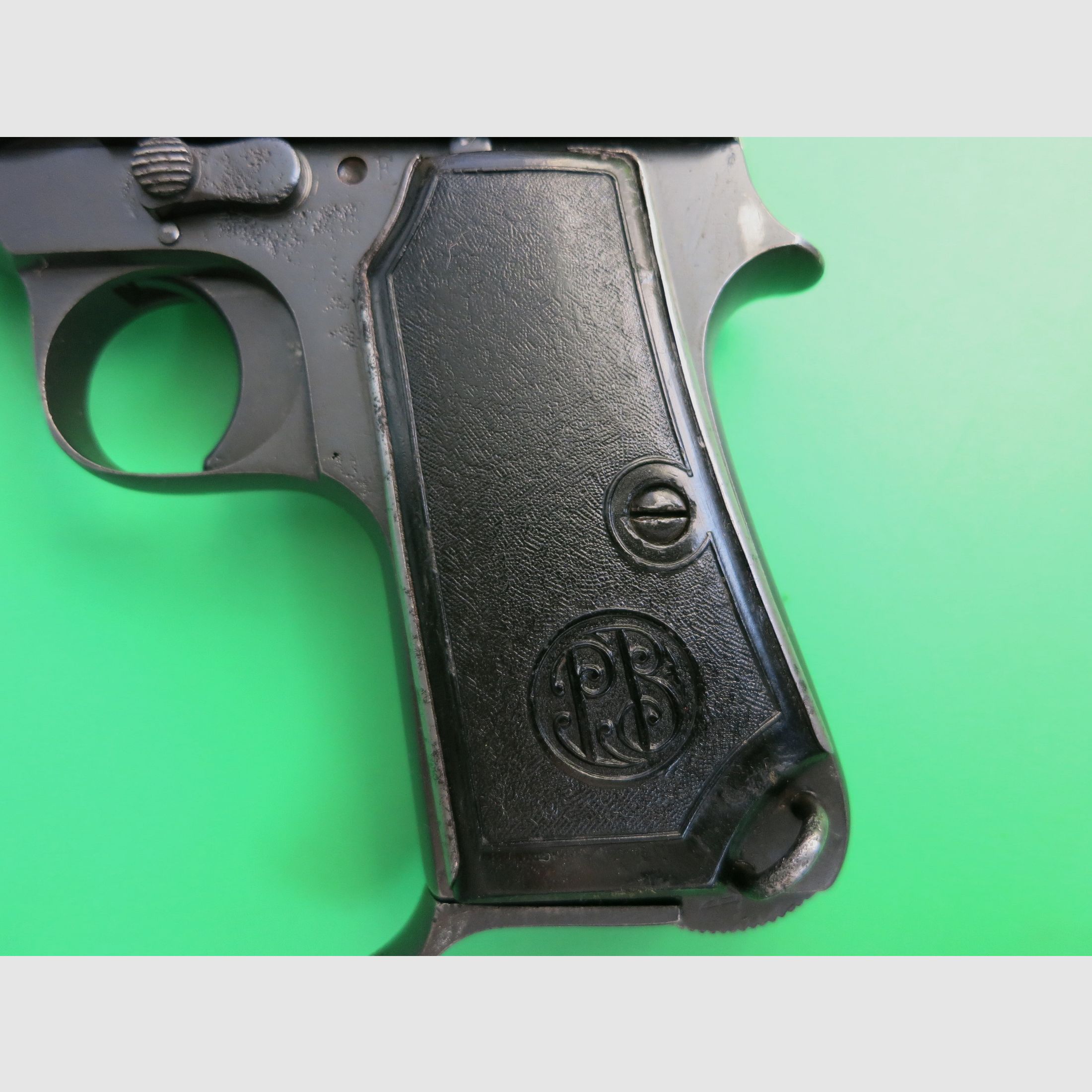 Pistola semiautomática Beretta M1934, 9 mm Corto (380 Auto), Luftwaffe/Heer #33