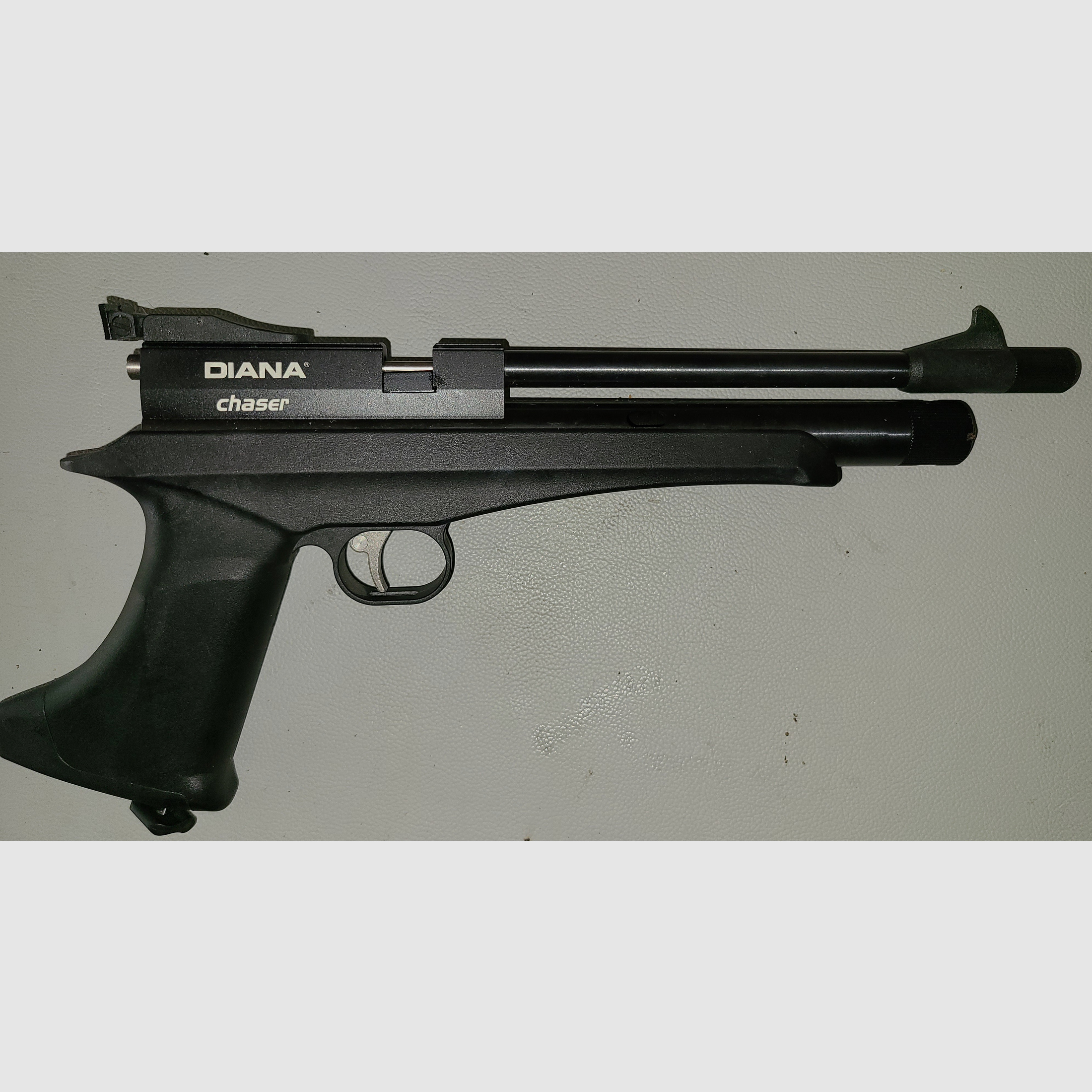 DIANA CHASER / F im 5eck / 4,5mm / LUFTPISTOLE / PISTOLE / MATCH / CO2 / SAMMLER / OHNE ZUBEHÖR / NEUWERTIG 