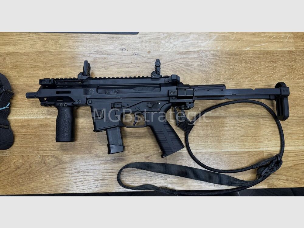 B&T AG SPC9 PDW G - halbautom. Pistole 9mmLuger Lower für Glock 9mm Magazine