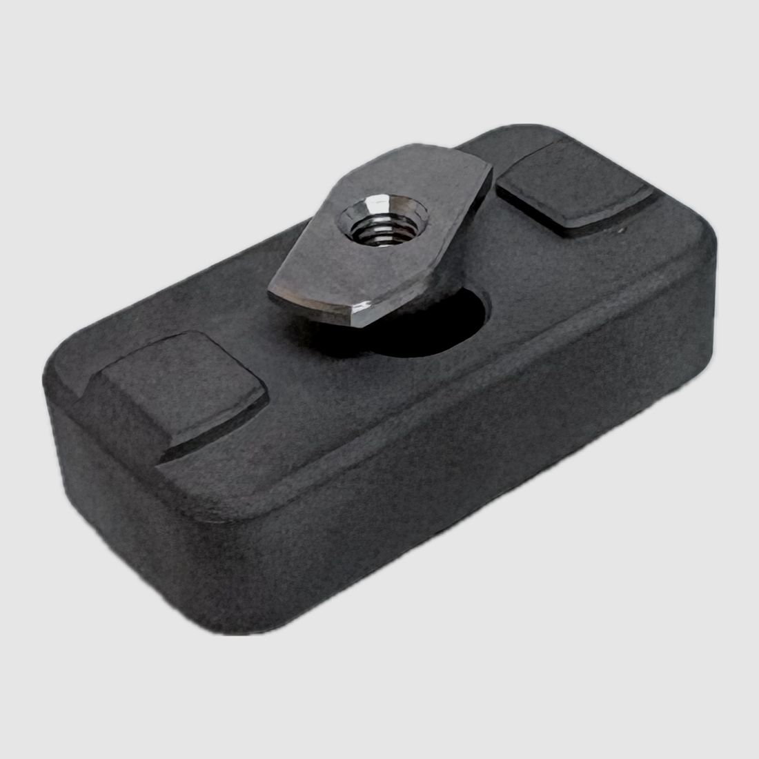 ahg-UIT stock weight