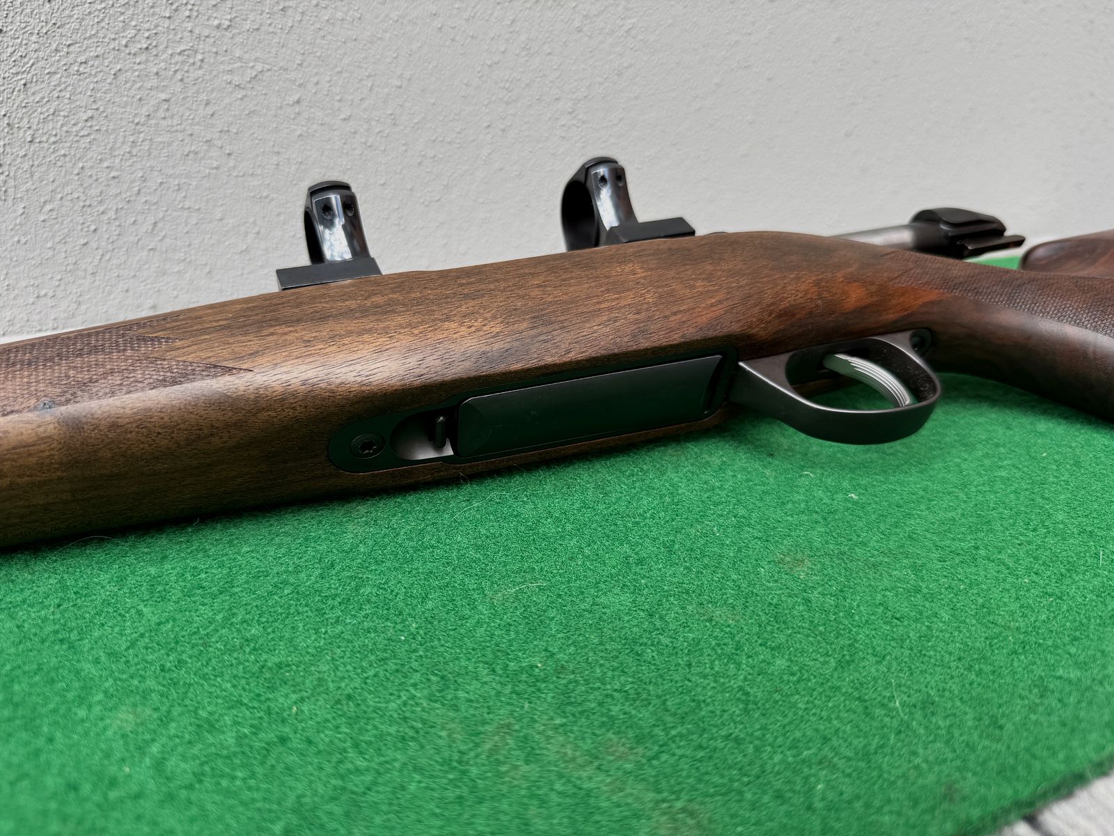 Sako 85 Grizzly 308 Win acanalado hermosa culata de madera