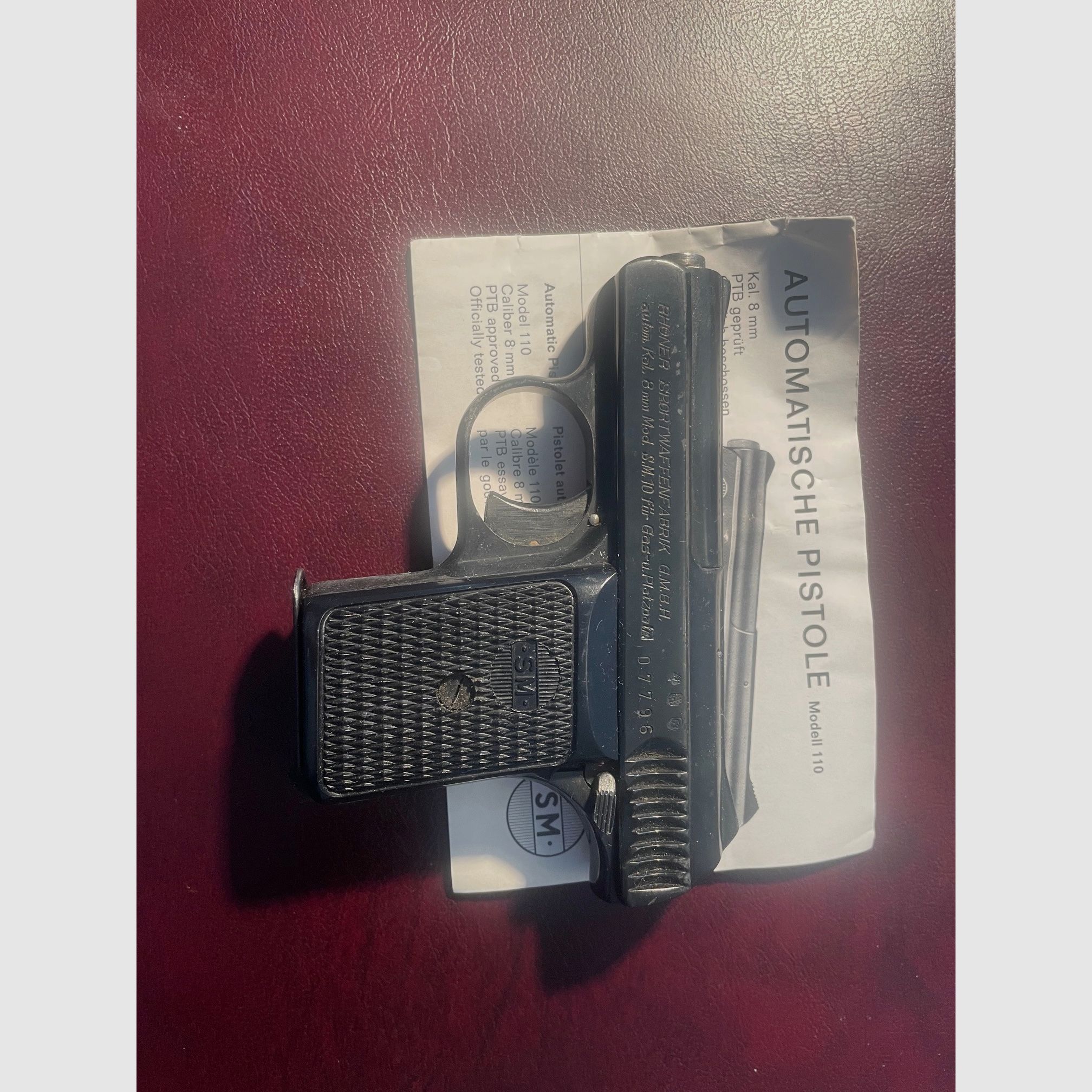 Automatische Pistole SM Modell 110 (Sammlerstück)