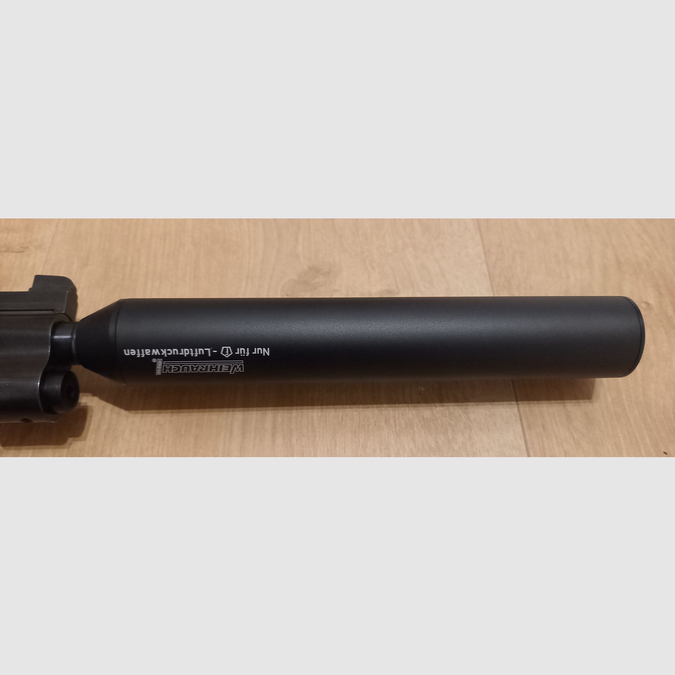 Luftgewehr Weihrauch HW 77 KT Kal. 4,5mm mit Lochschaft, Schalldämpfer und Optik