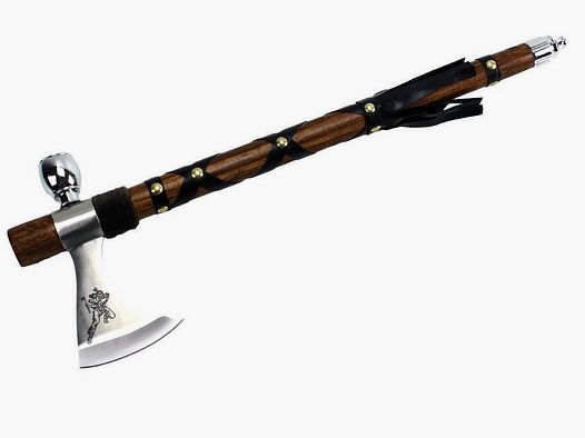 Tomahawk with functional peace pipe