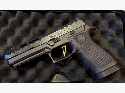 SIG Sauer P320 Spectre Gold Comp.