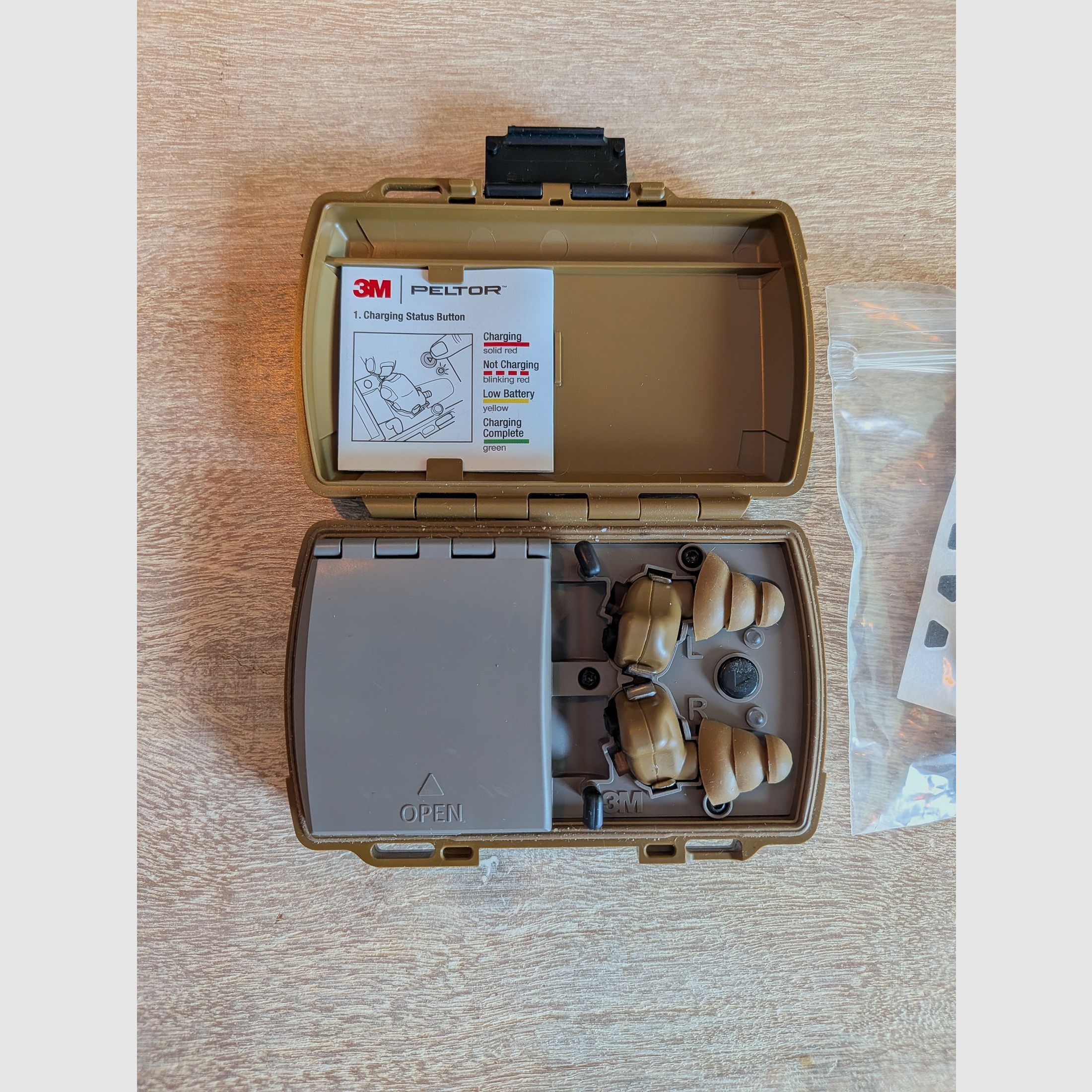 3M™ PELTOR™ elektroniczne zatyczki do uszu, brązowe, TEP-300 EU CY