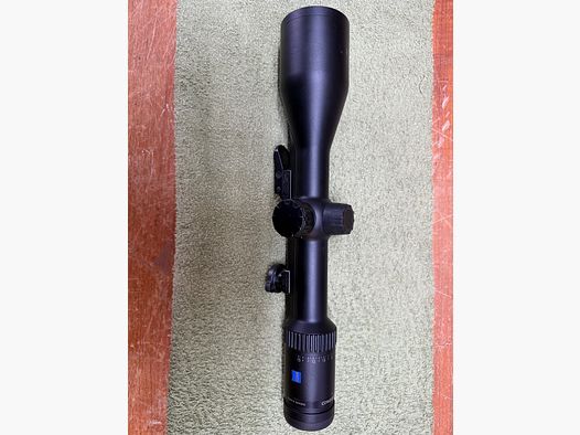 Zeiss Conquest V6 2,5-15x56 con riel