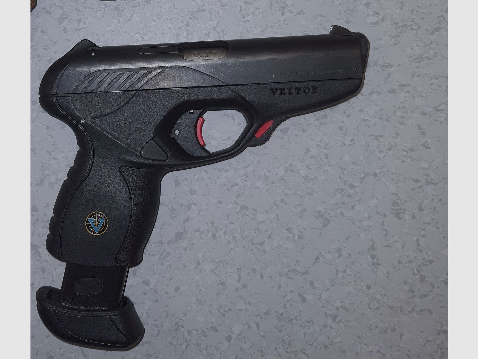 Pistole VECTOR, Mod. CP 1, Kal. 9mm Luger