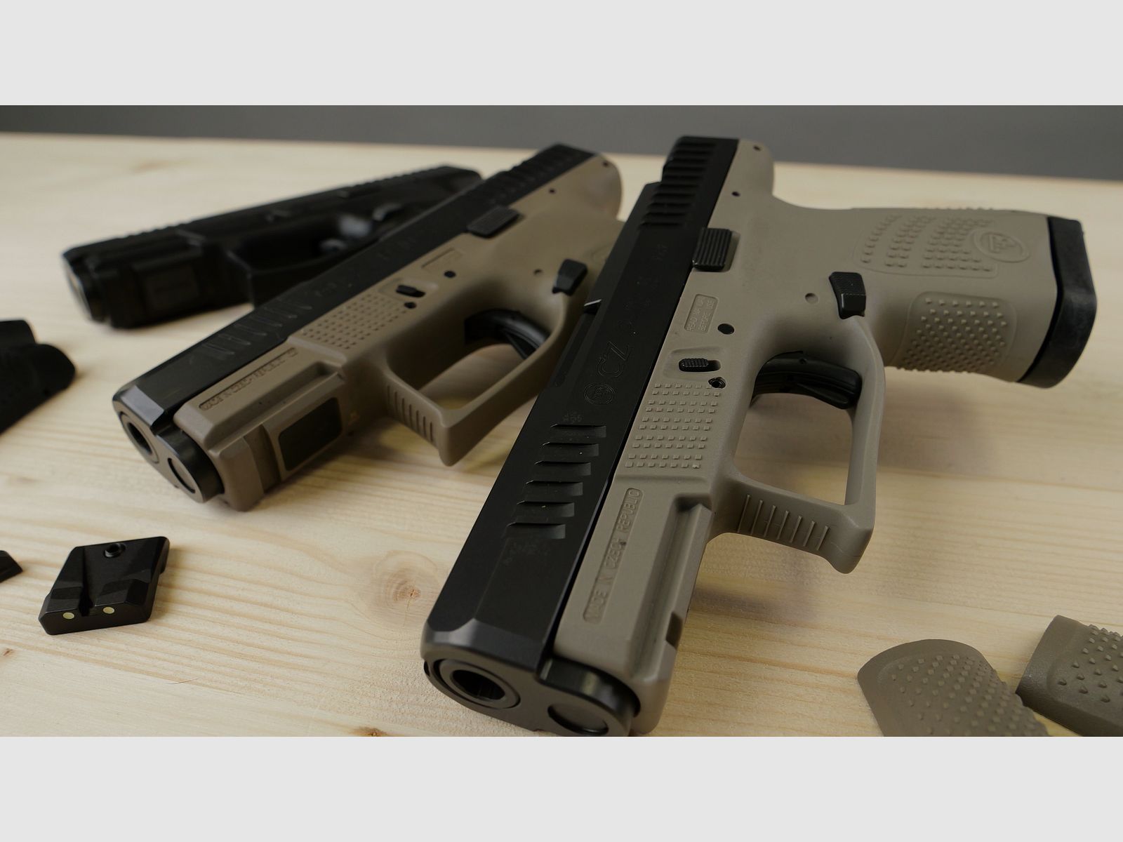 CZ P10 S  "Subcompact-Pistole" in Sand, Grau oder Schwarz - 9x19mm