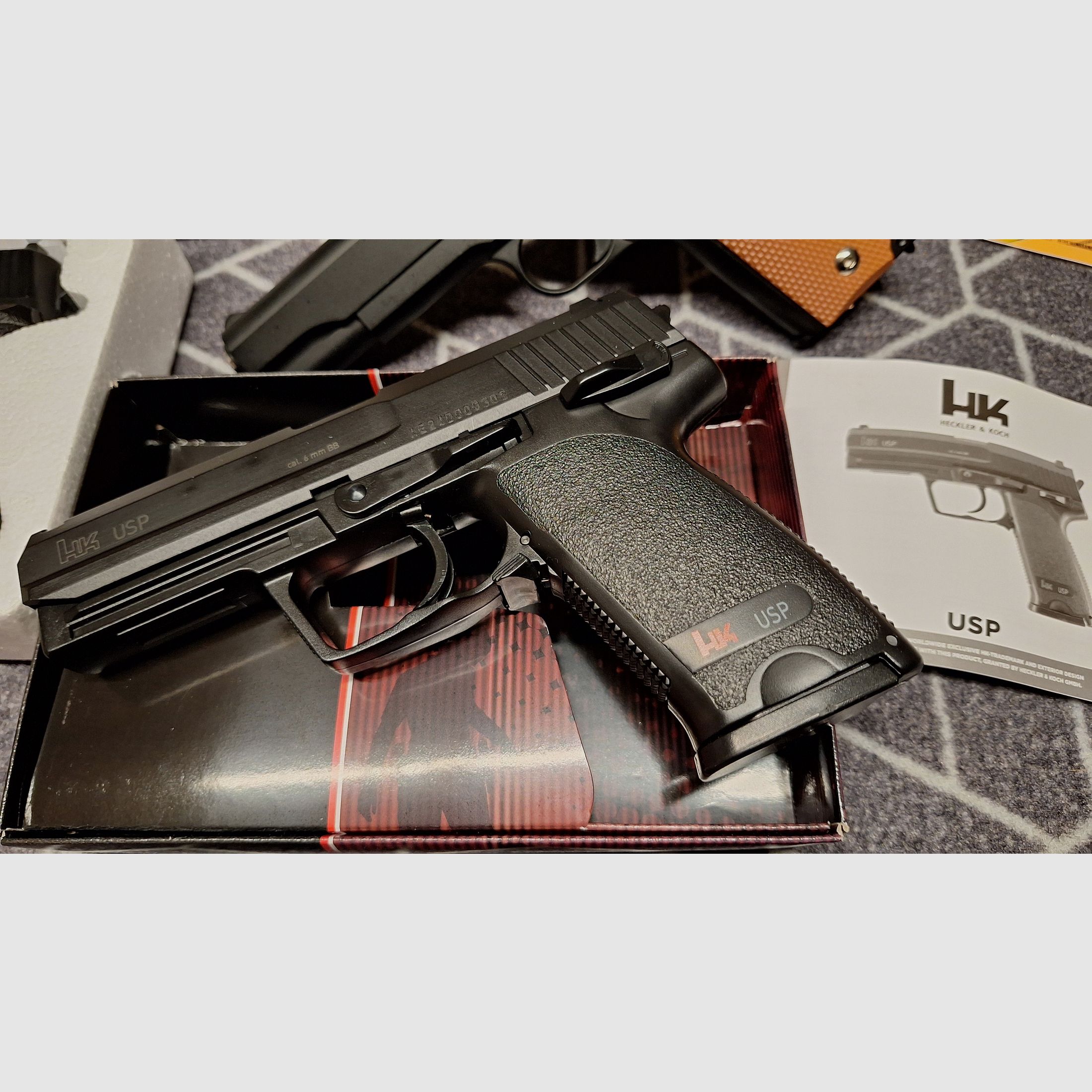 Federdruck Airsoftpistolen Konvolut: D.E./H.K./1911/u.a. NEUWERTIG