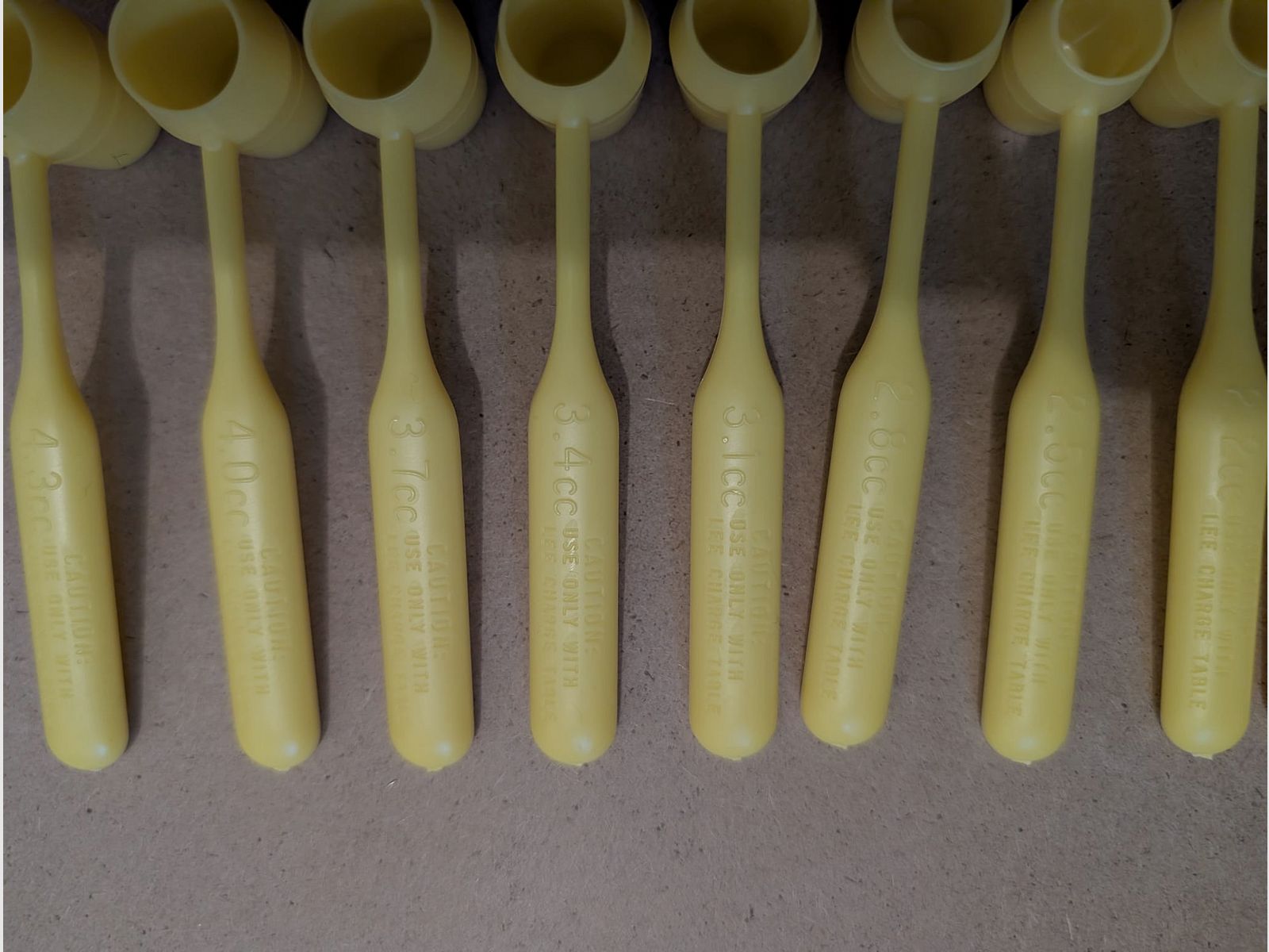 LEE Pulver Cucharón Medidor Set / Lee Powder Measure Dipper Kit | 15 piezas | NUEVO