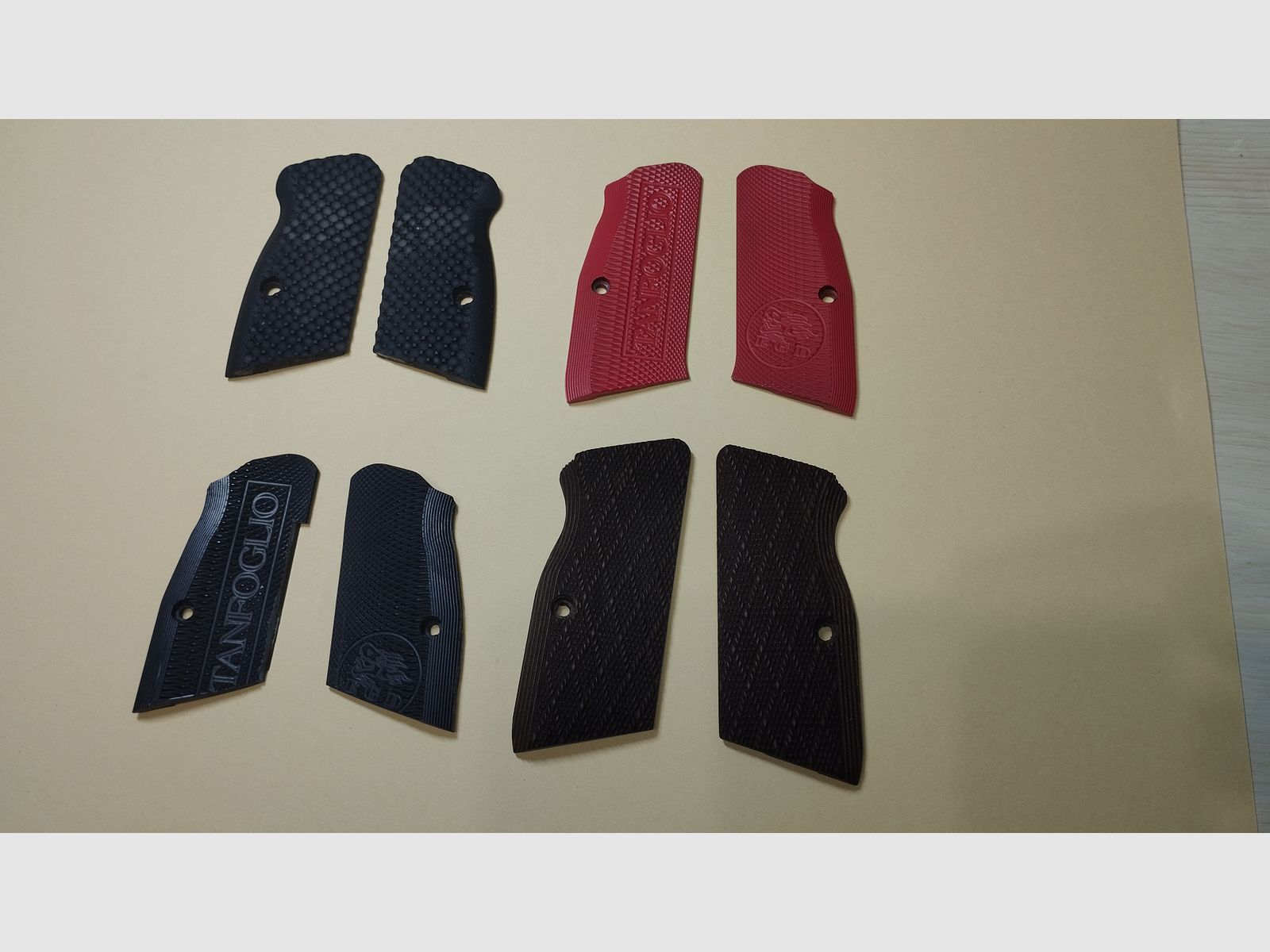 Grip panels Tanfoglio Gold Match Small Frame short