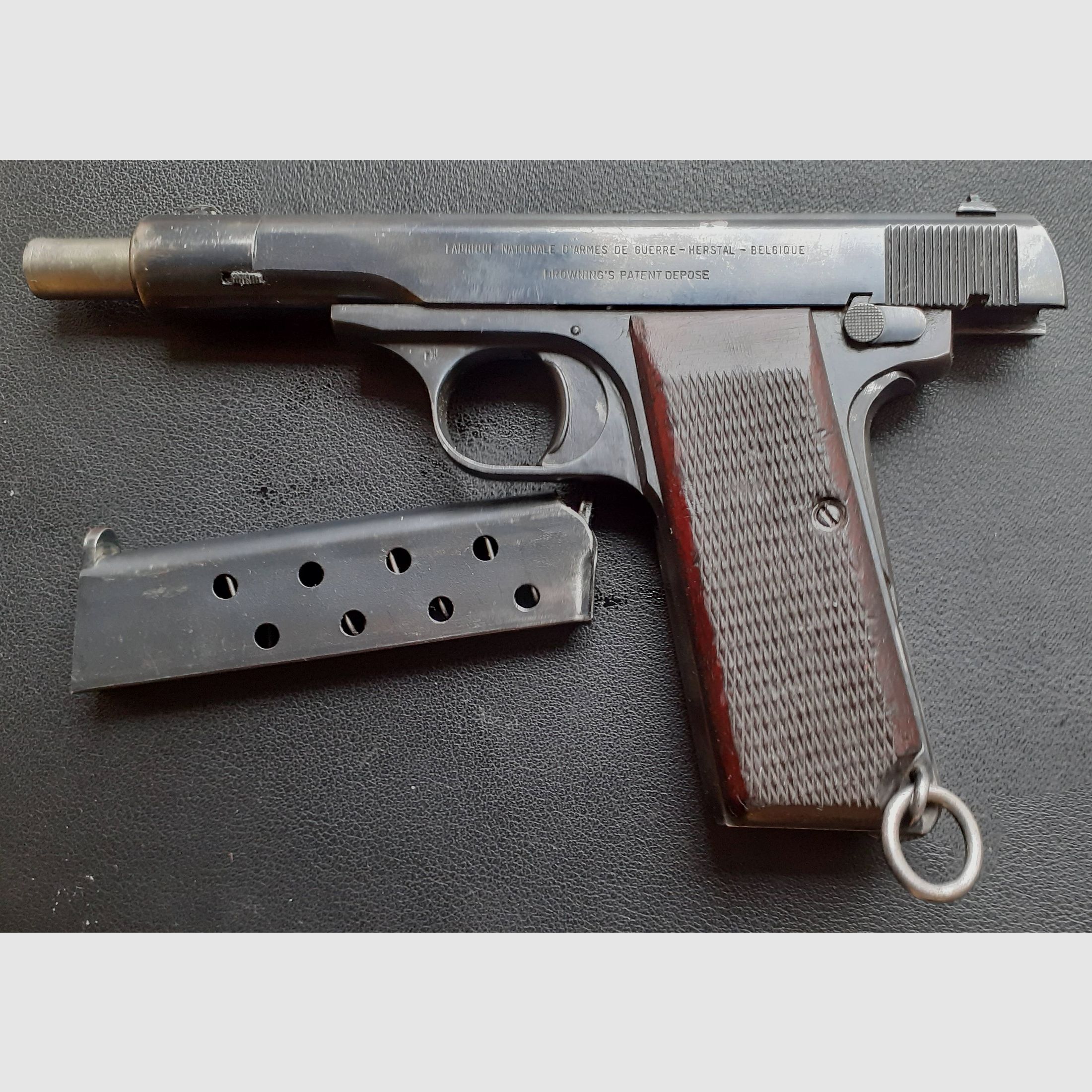 FN 10 / 22, Bild 1 von 2