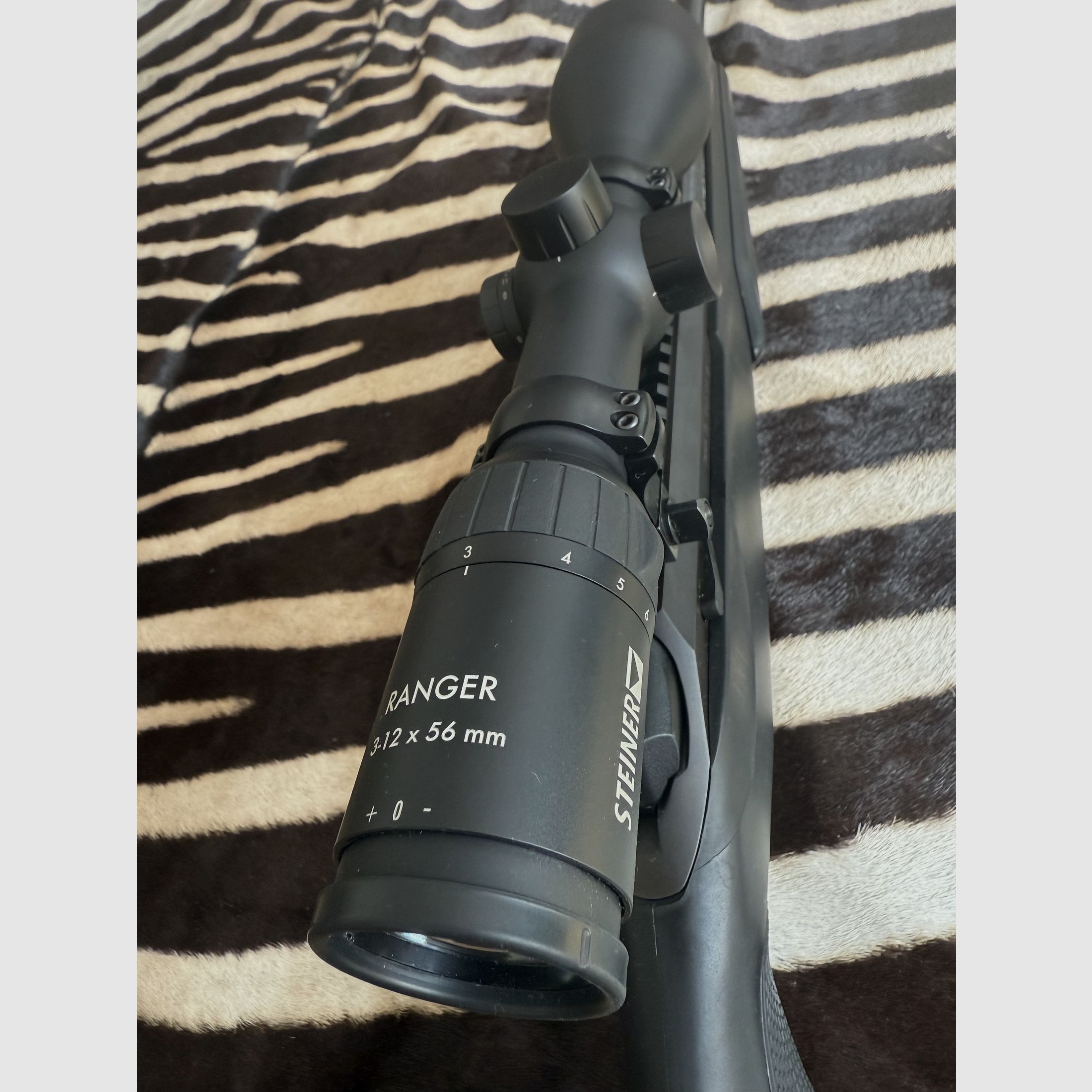 TIKKA T3x VARMINT .308 Win. LINKSSYSTEM STEINER RANGER 3-12 x 56