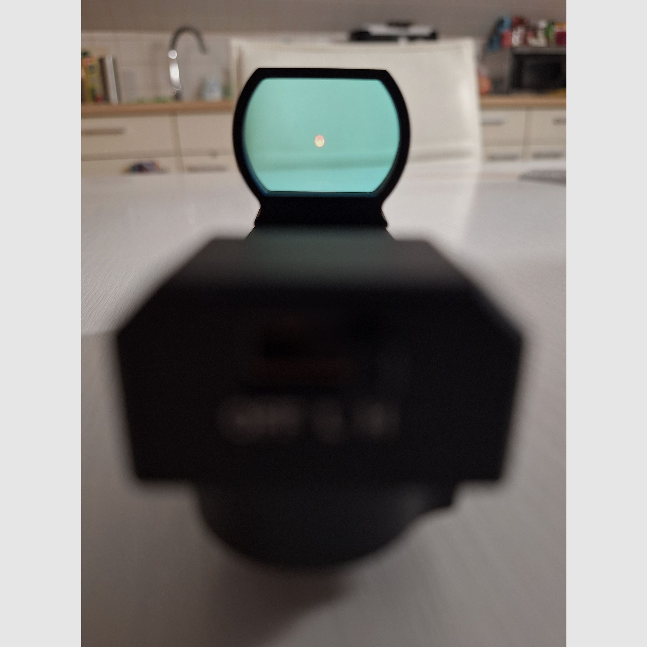 Red Dot / Red dot sight for 20mm/22mm Weaver or Picatinny rail systems
