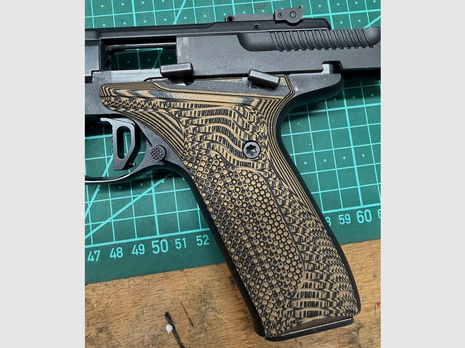 Chwyt Lok do Browning Buck Mark URX .22, zdjęcie 1 z 4