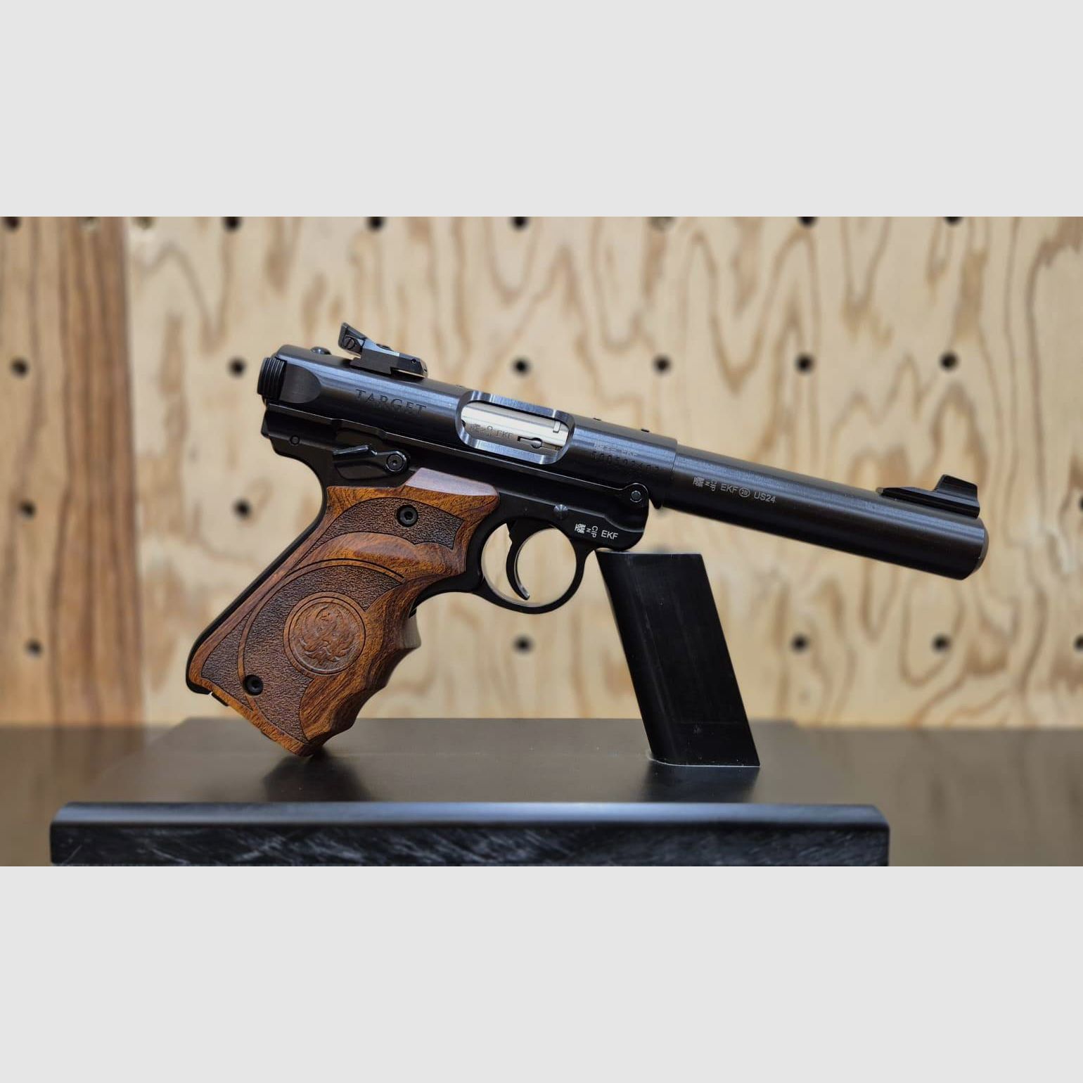 Mauser 1911 US TAN Pistol, image 18 of 41