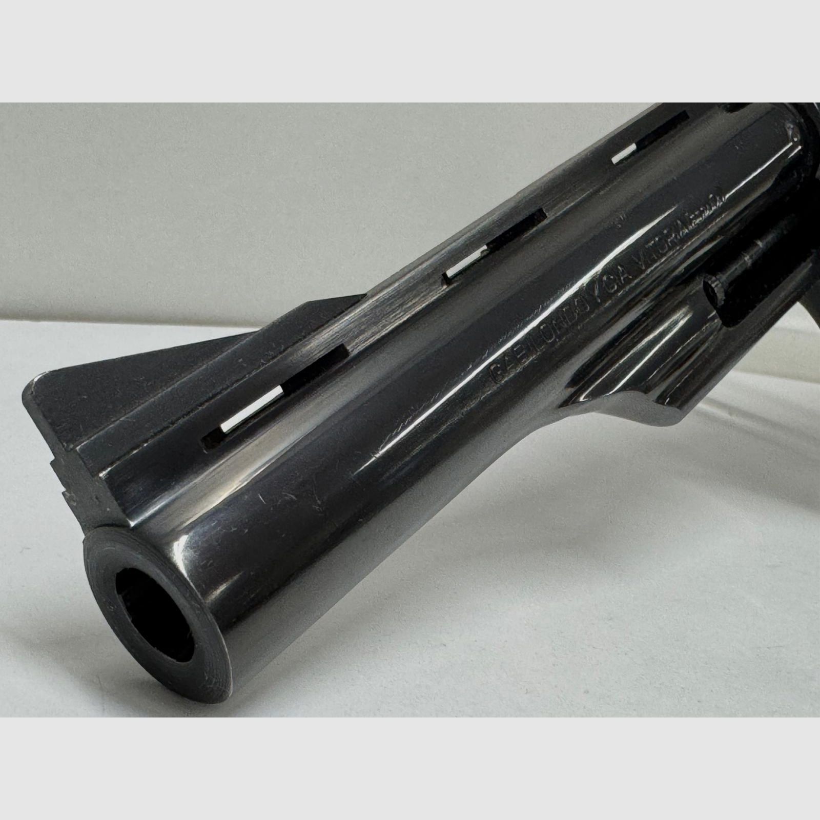 Llama Mod. Super Commanche