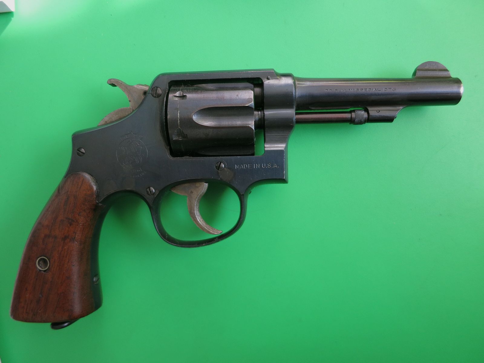 Revolver SMITH & WESSON Victory, Mod. 10 M&P, 1e Serie met Suffix V, .38S&WSpecial #70