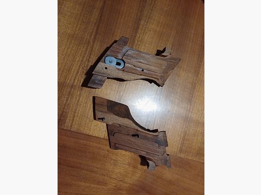 Erma ESP 85 A pistol grips