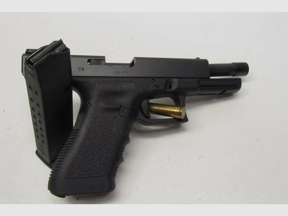 Pistola Glock 17 Gen3, 9mmLuger con canna filettata 5", come nuova 9mmLuger, immagine 5 di 5