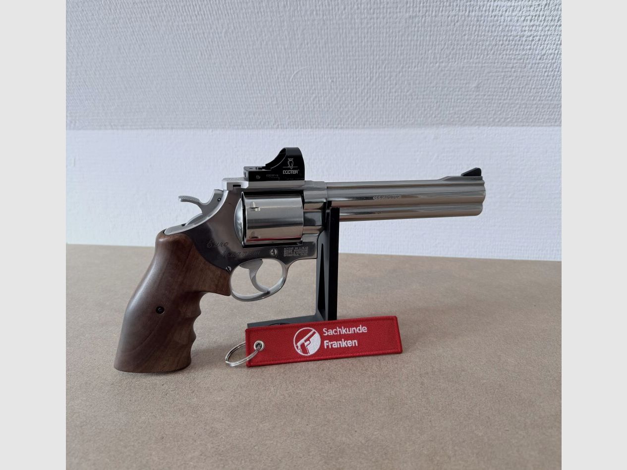 Smith & Wesson 629-4 Euro Magnum