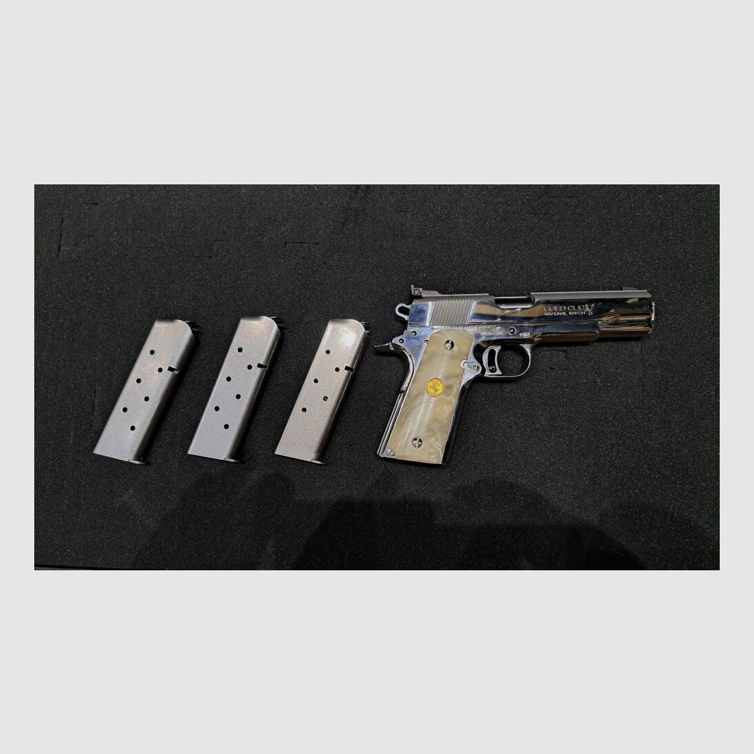 Colt 1911 A1 Gold Cup, immagine 4 di 5