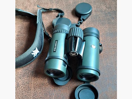 Fernglas Vortex 10x32 