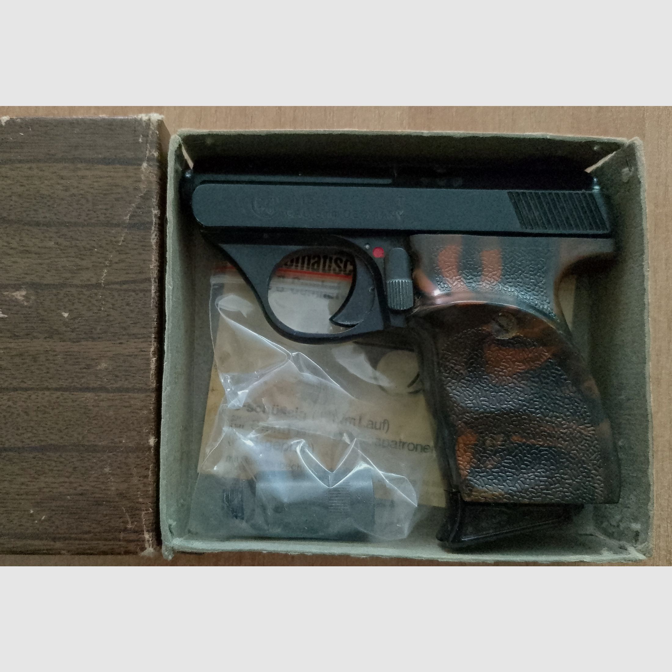 Erstes PTB! ME 8 Combat in 8 mm Knall im PTB 176 mit Verpackung!