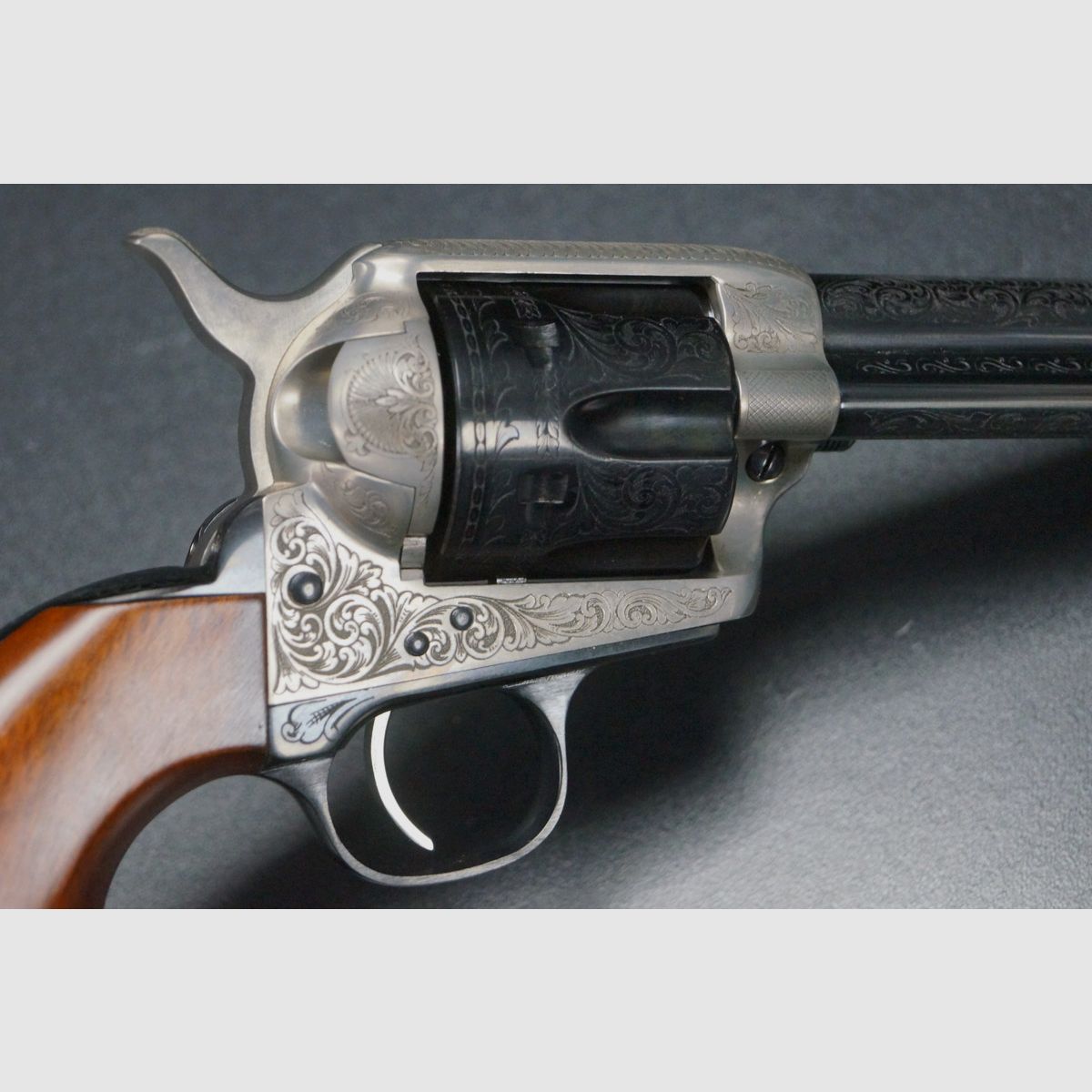 Uberti Cattleman Coin Hardening inciso .357 Mag, immagine 2 di 6