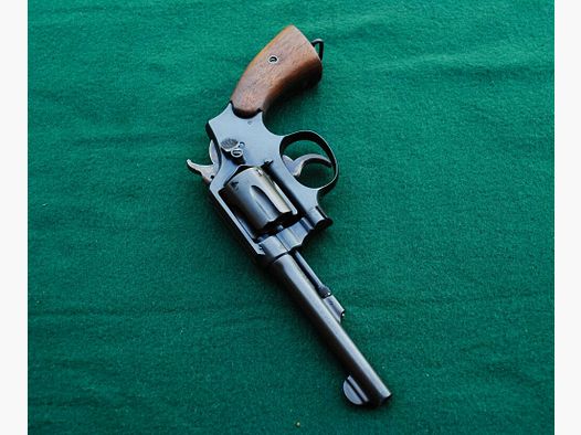 Smith & Wesson, Military & Police, Polizeirevolver, England, div. Stempel