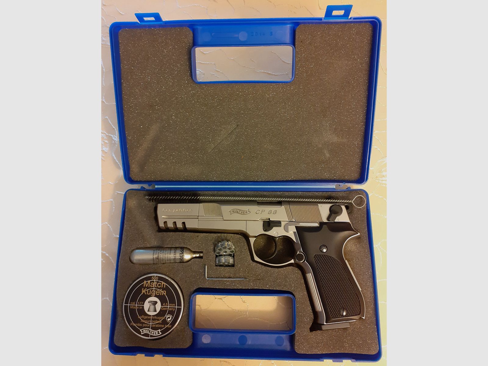 Pistolet CO2 Walther CP88 Competition, niklowany