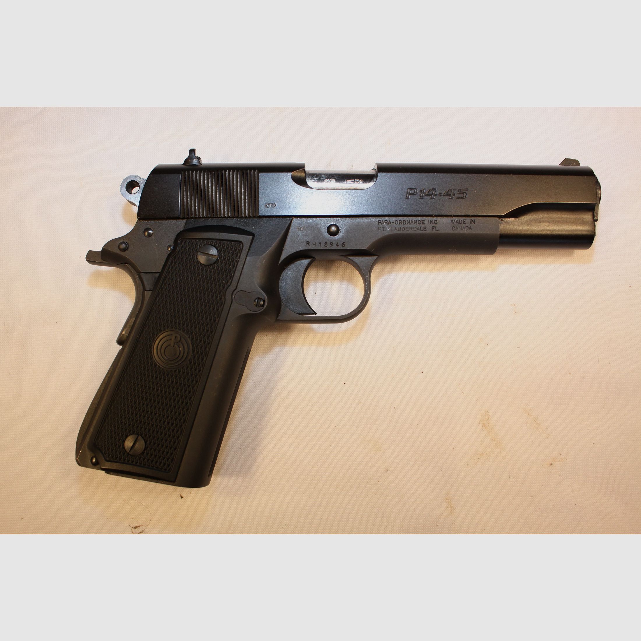Para Ordonace P14-45 im Kaliber .45ACP.