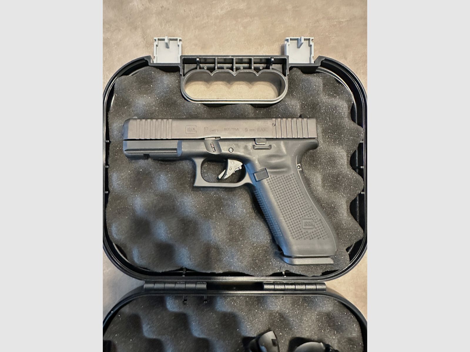 GLOCK G17 Gen5 SV 9 mm P.A.K., imagen 3 de 4