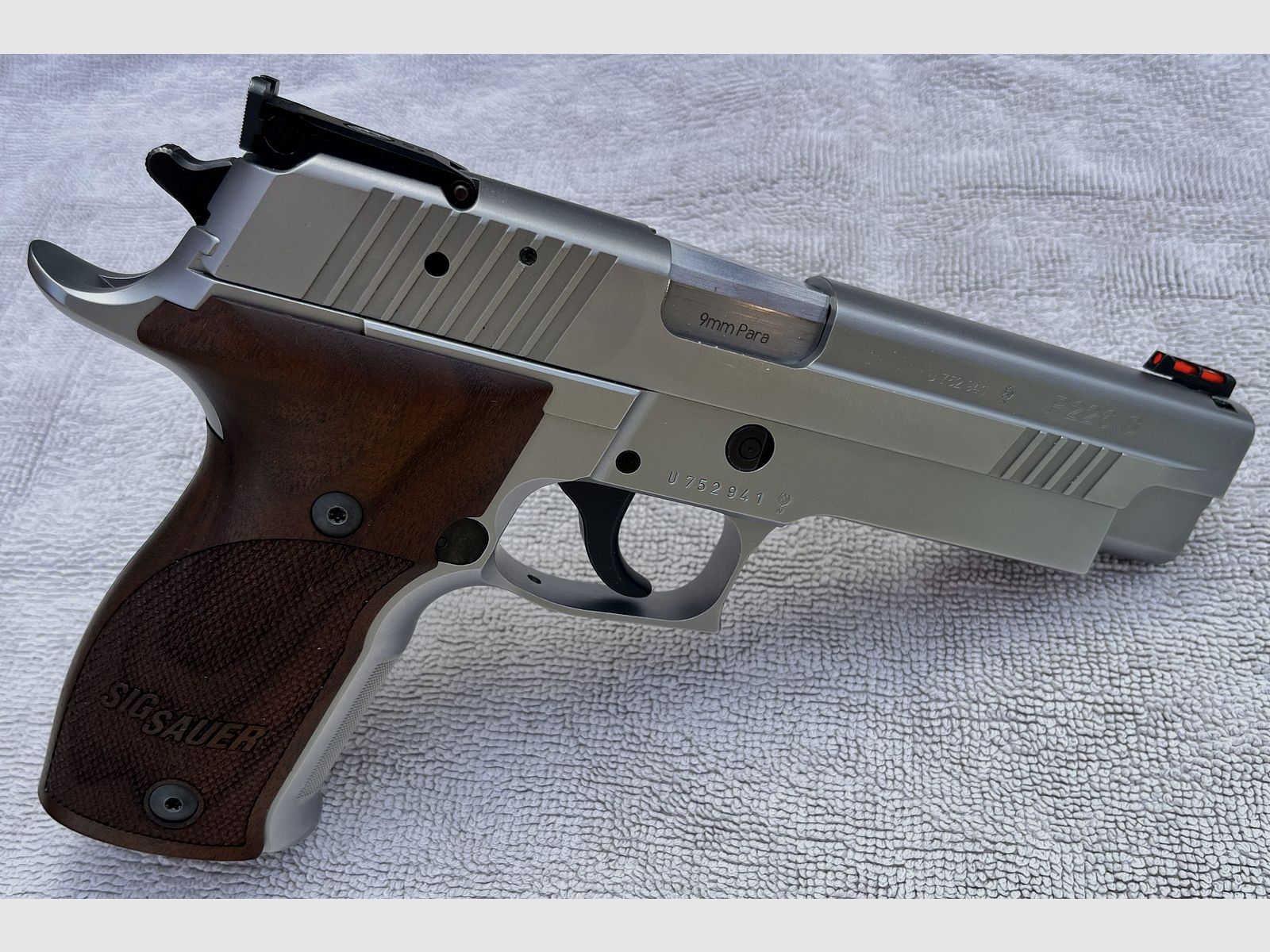 SIG Sauer P226 S / early German X-Line / early X-Five generation, Eckernförde 9 mm Para, extensive accessories