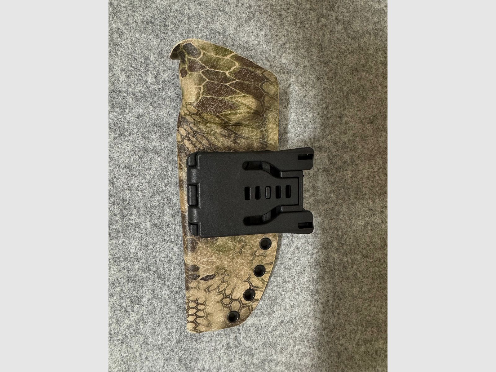 KA-BAR Becker Companion BK2, first generation