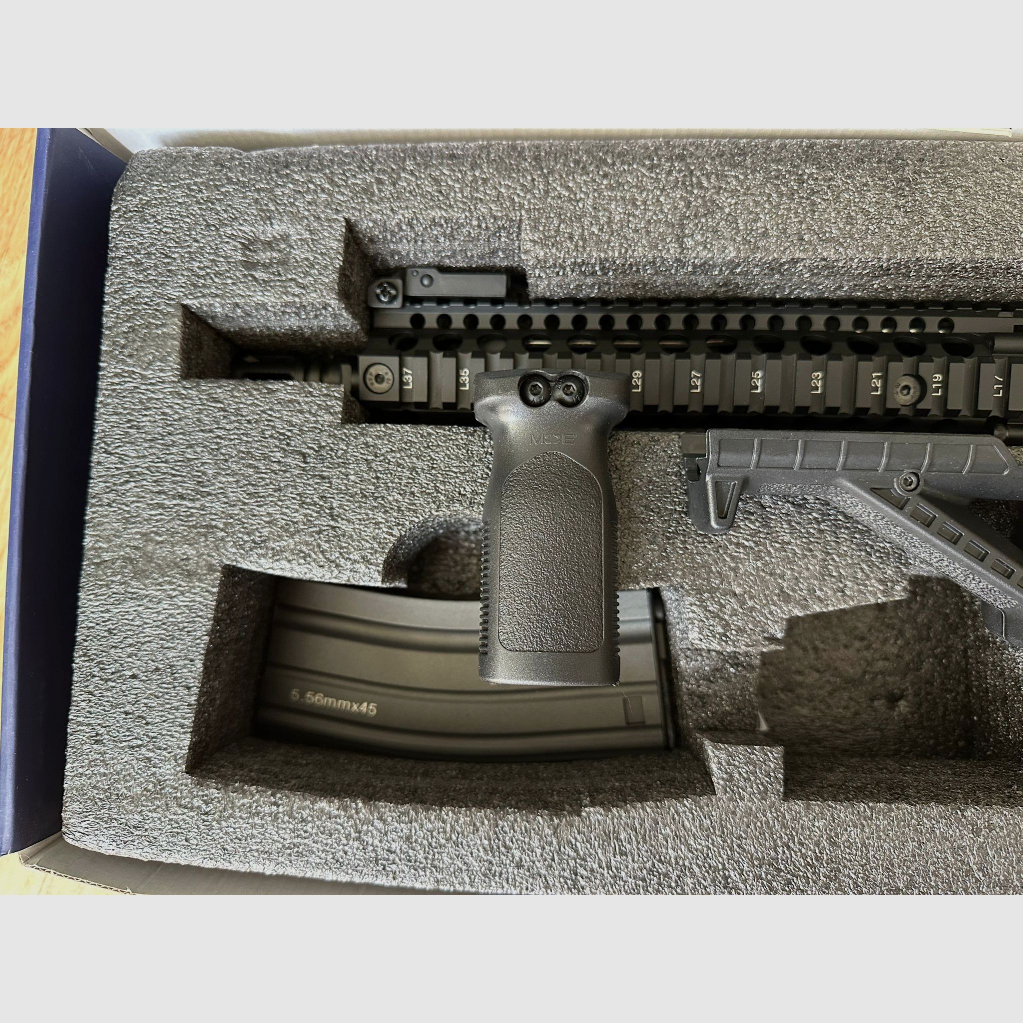 Specna Arms - SA-A03 One - Like new with original packaging and accessories