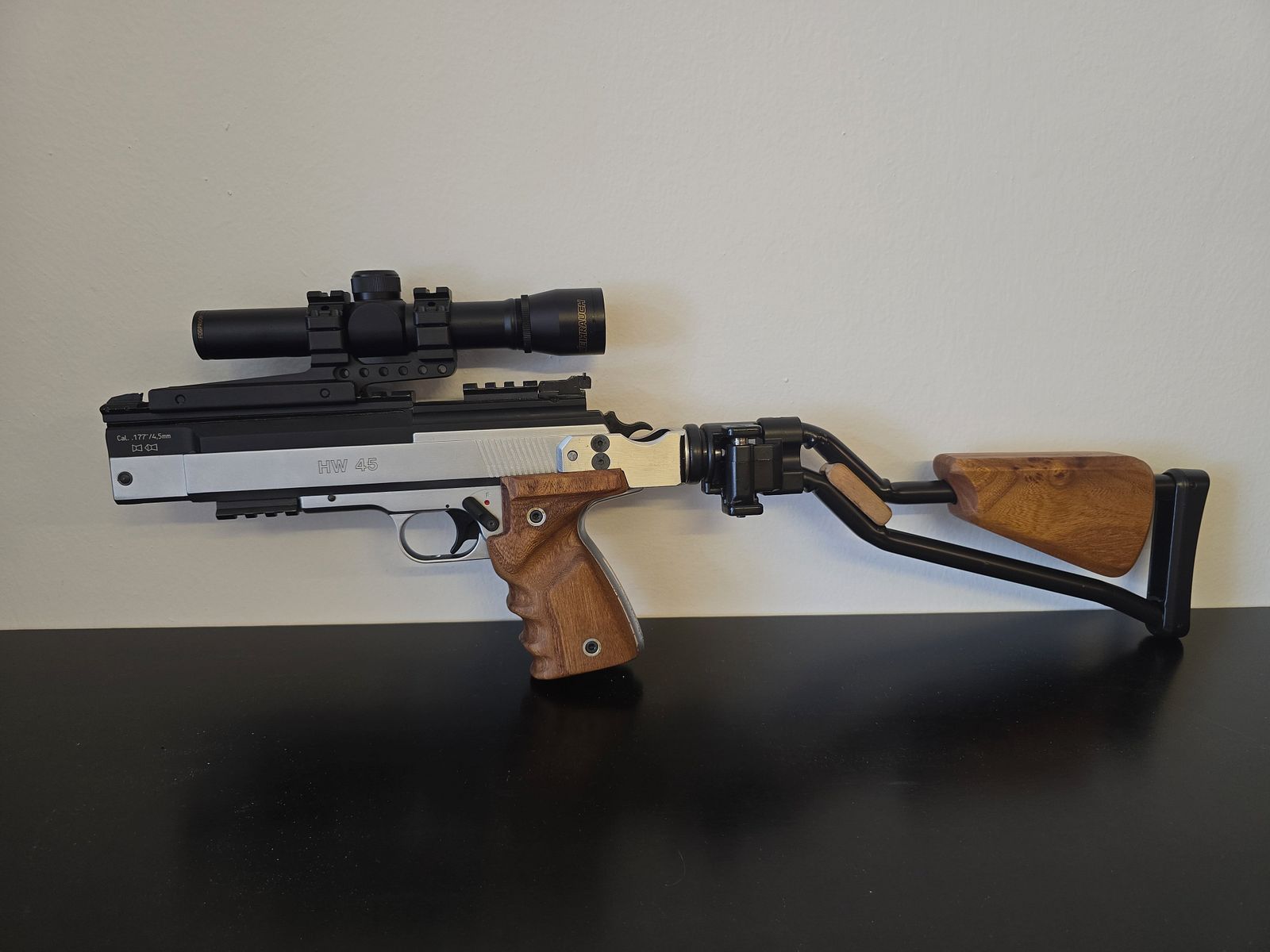 Weihrauch HW 45 Custom-Karabiner (Kal. 4,5mm) – Mit Klappschaft &  Weihrauch Zielfernrohr – Top-Zustand!