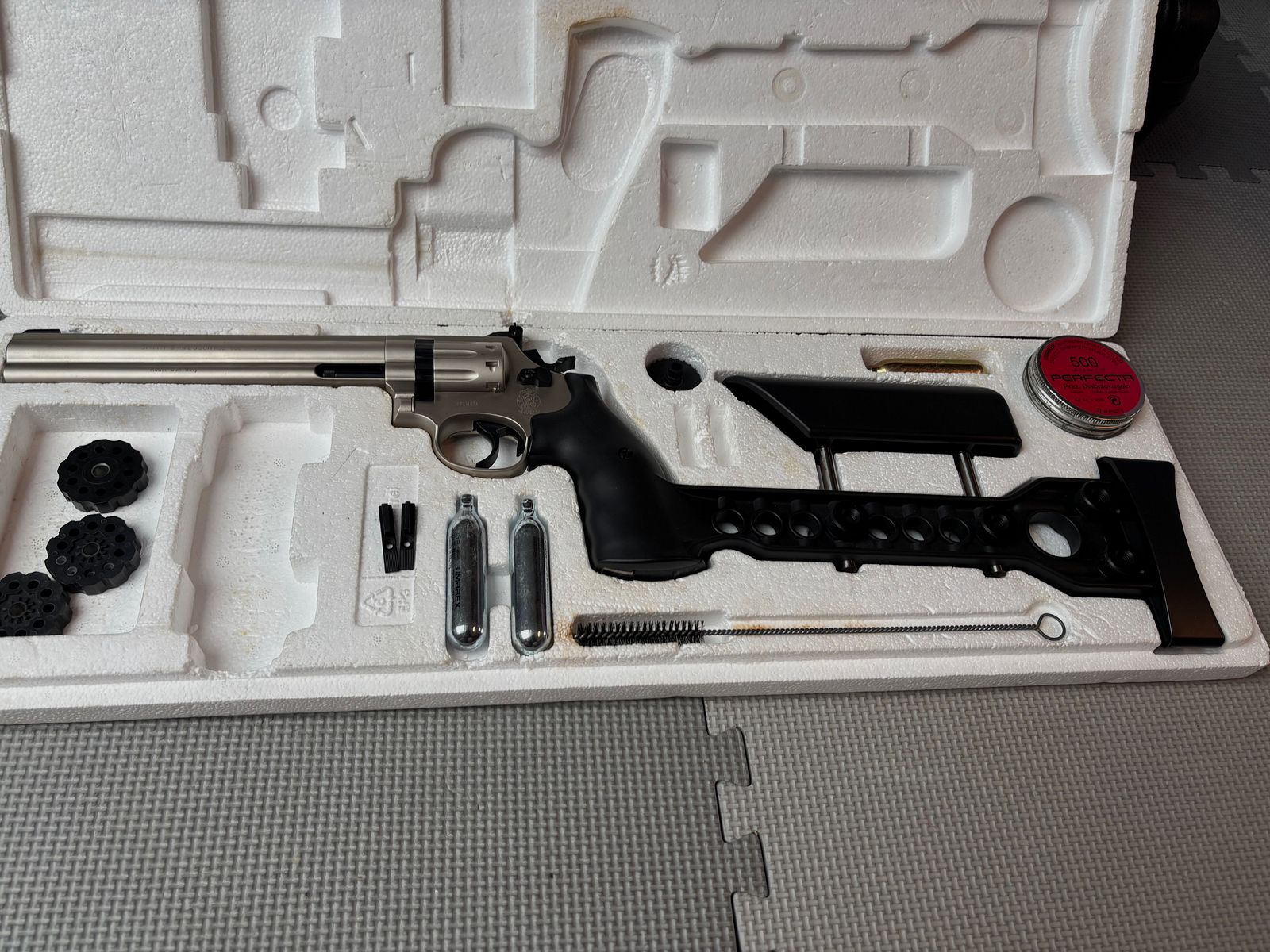 Smith & Wesson 686 CO2 Revolver 8Zoll Lauf 