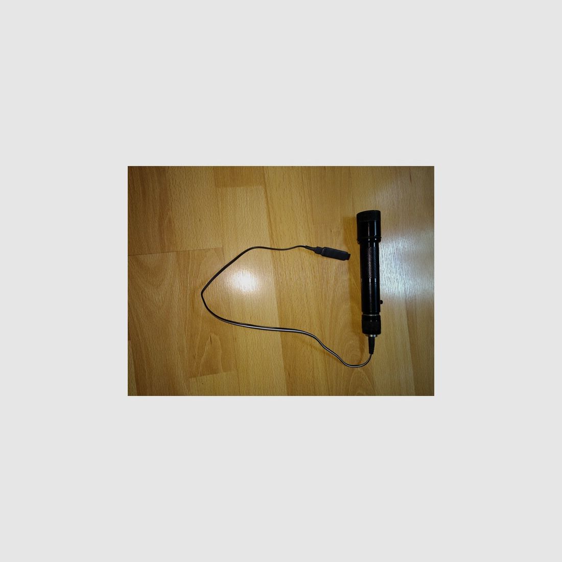 Taktischer Strahler Surefire 6P