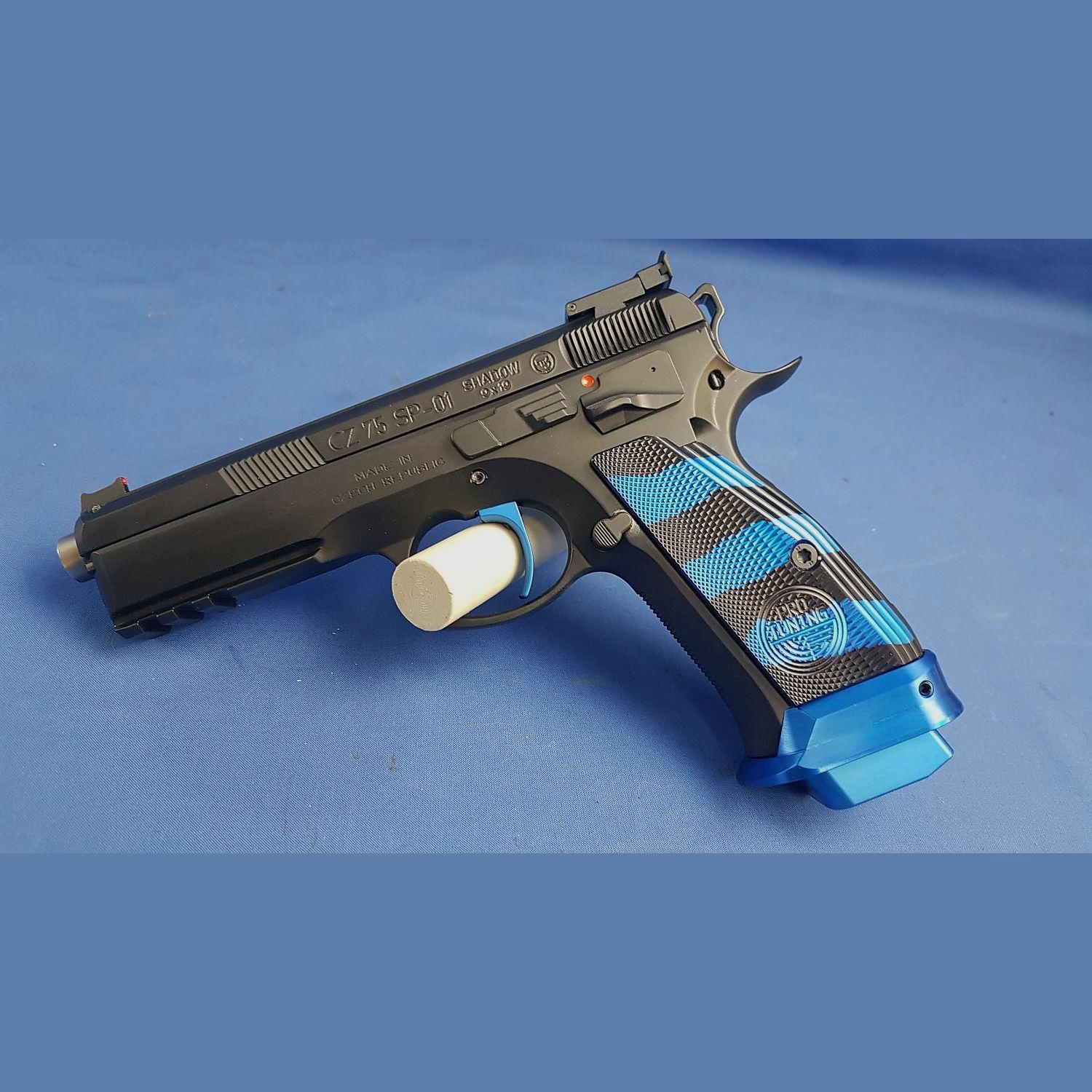 CZ75 SP01 Shadow ,,Boa bleu“ Pro Tuning, Cal. 9×19, image 1 sur 3