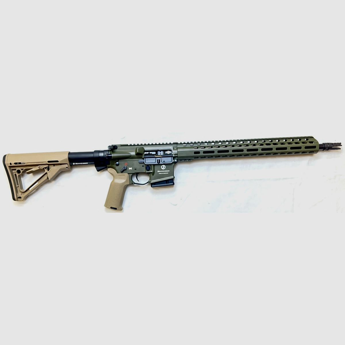 Schmeisser AR15 M5FL 16,75'' Sondermodell Magpul – OD GREEN / FDE