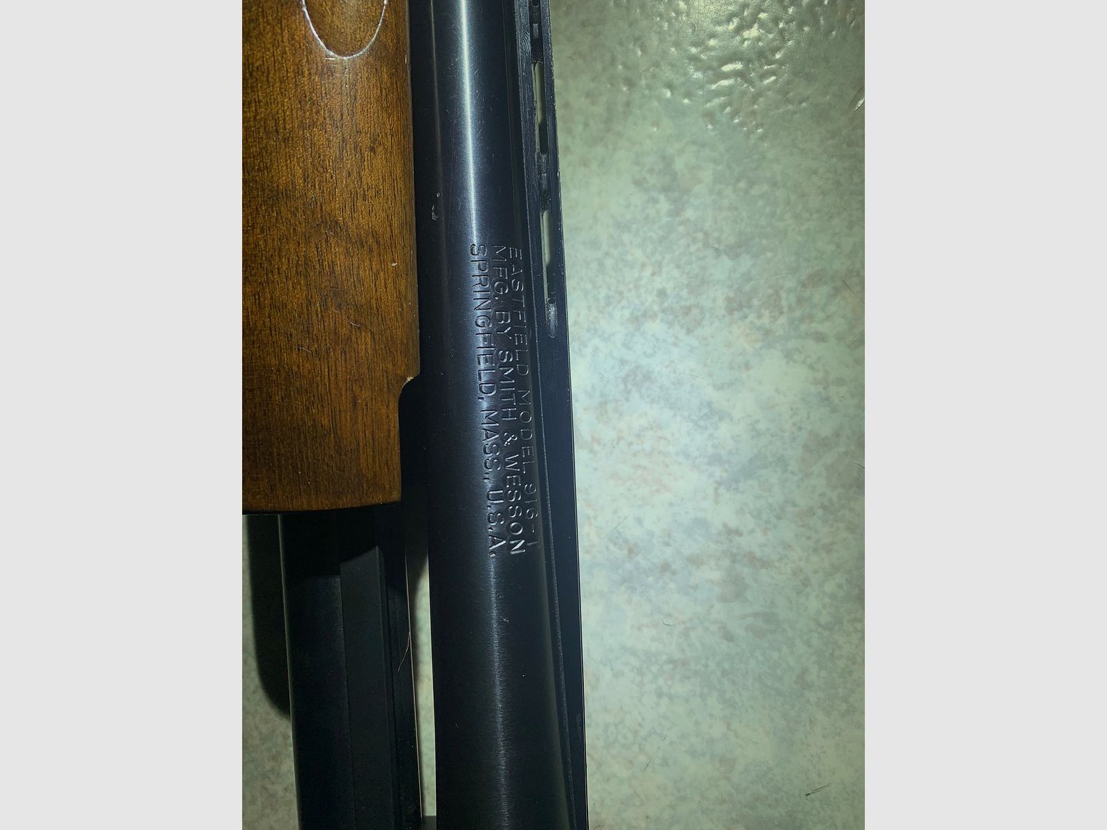 Smith & Wesson Eastfield 916-T Vorderschaftrepetierflinte Kal. 12/76