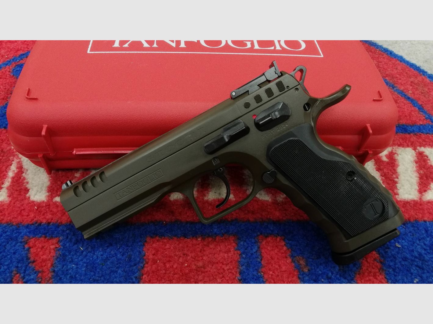 Tanfoglio Stock I Grün verstellbare Visierung. Kal. 9×19, Bild 1 von 5