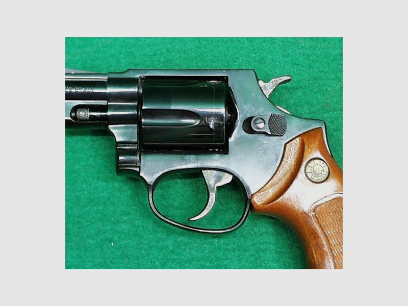 Revolver Taurus 2