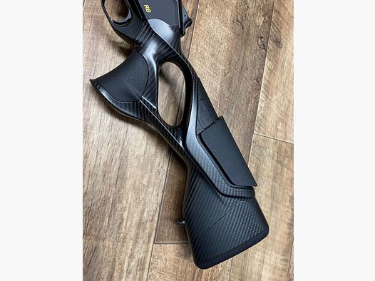 Blaser R8 Ultimate Carbon mit verstellbaren Schaftrücken .30-06