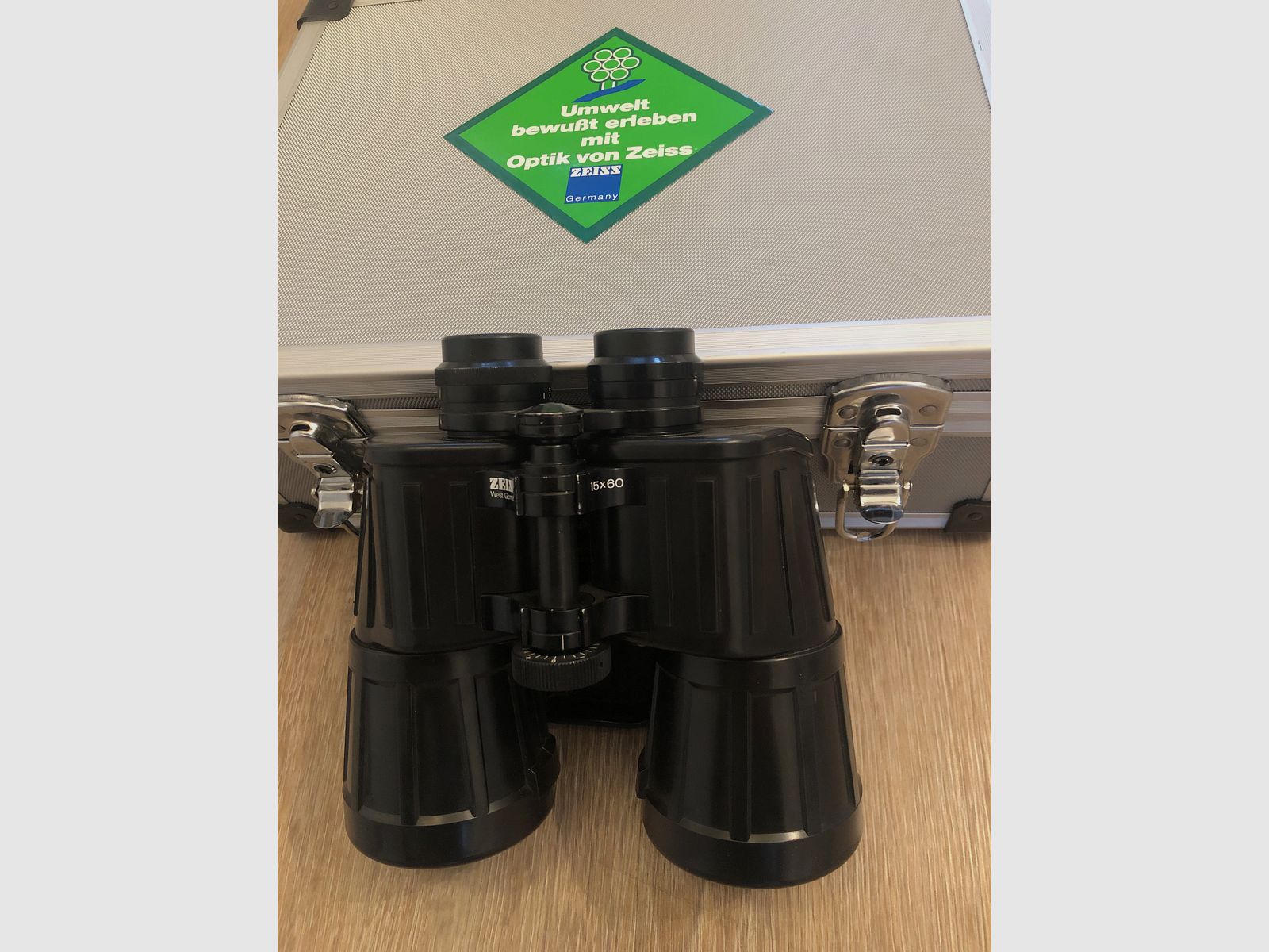 Carl Zeiss 15x60 T* jumelles Allemagne de l'Ouest + mallette d'origine État TOP